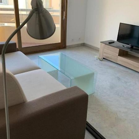 Apartment In Ницца Экстерьер фото